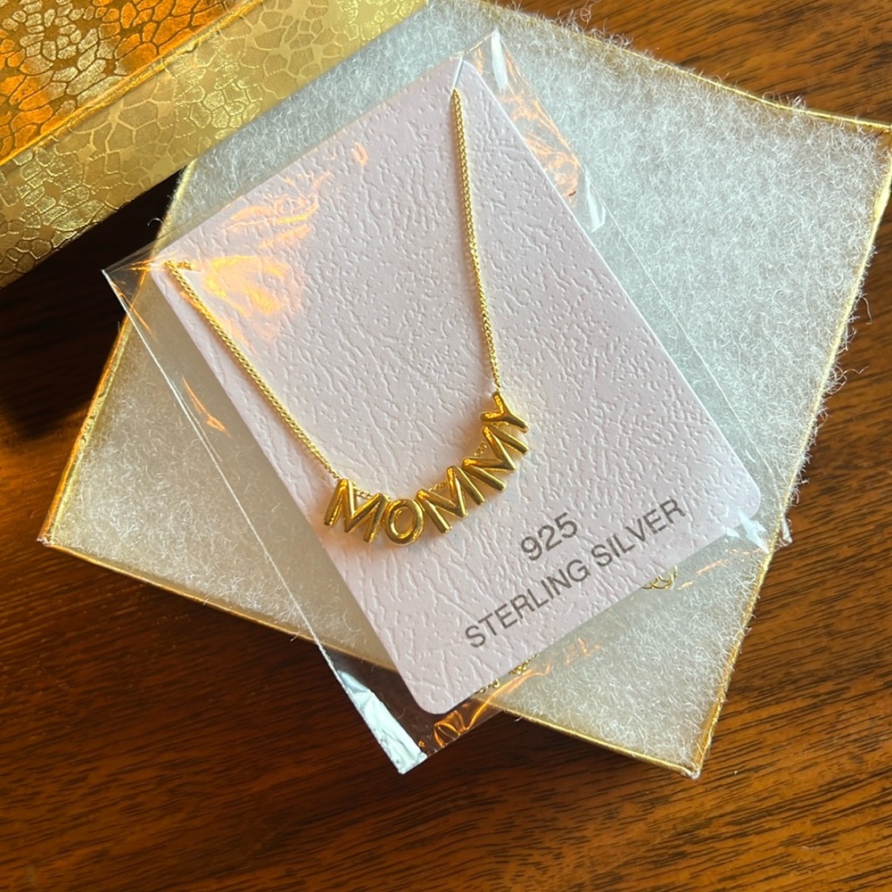 Sterling Silver Mommy Necklace - New Never worn